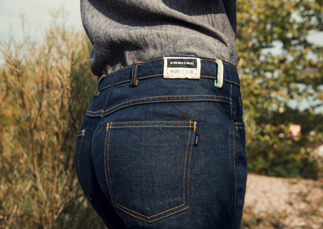FRTG_Denim_Female_Back_01_YvesBachmann_RGB_HighRes