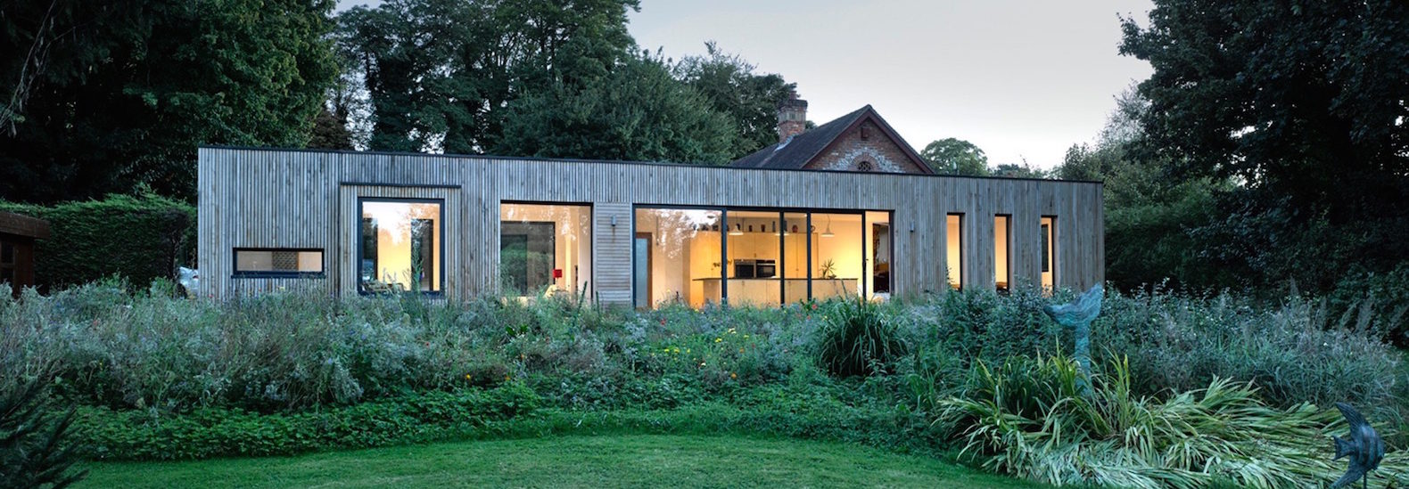 Hurdle-House-by-Adam-Knibb-Architects-7-1580x549