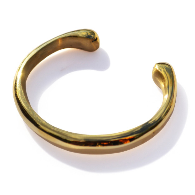 KGC0012_Horseshoe-Brass-Cuff-e1437518710670