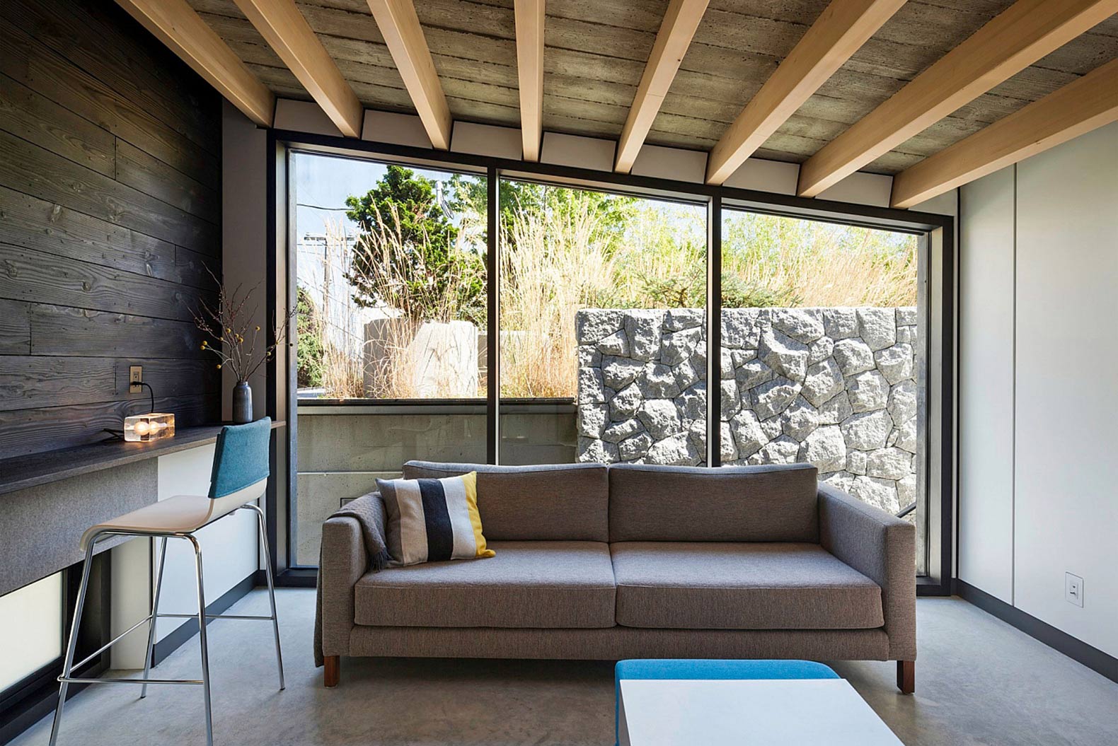 Measured-Architecture-90-recycled-Cloister-House-Vancouver-4