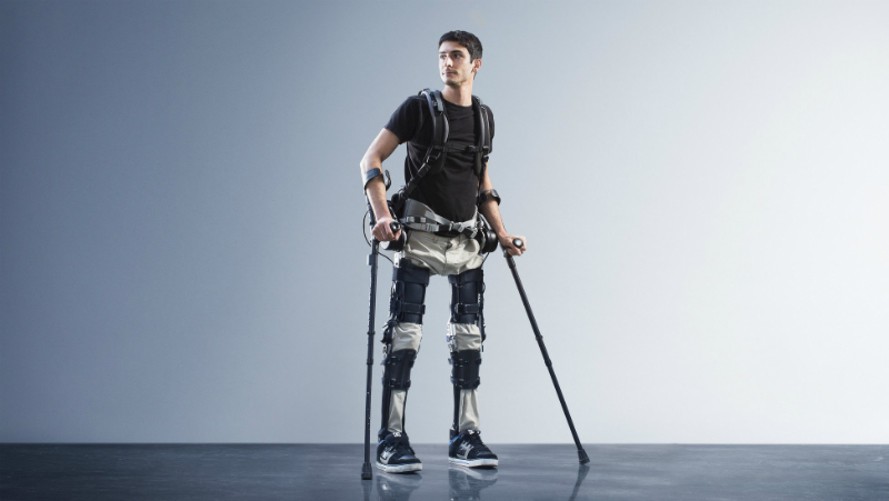 SuitX-Phoenix-robotic-exoskeleton-889x501