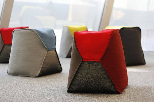 kacama-pp-capsule-recycled-plastic-cap-beanbag-4.jpeg.492x0_q85_crop-smart