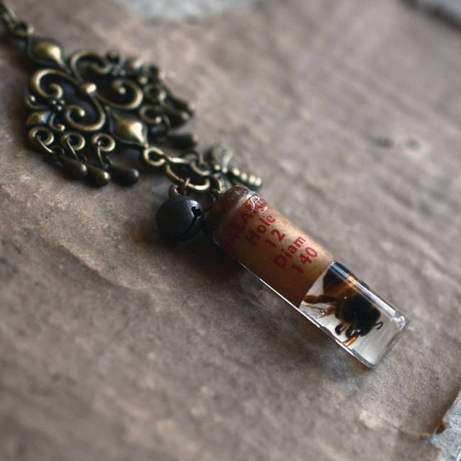 lady-locks-roadkill-jewelry-5.jpg.650x0_q70_crop-smart