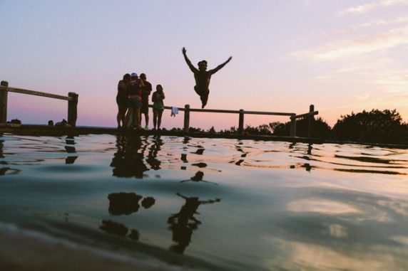 landing-stage-sea-holiday-vacation-572x381