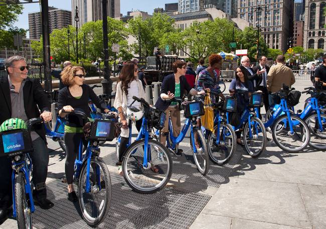 nyc-citi-bikes-bike-sharing-riders-photo.jpg.650x0_q70_crop-smart