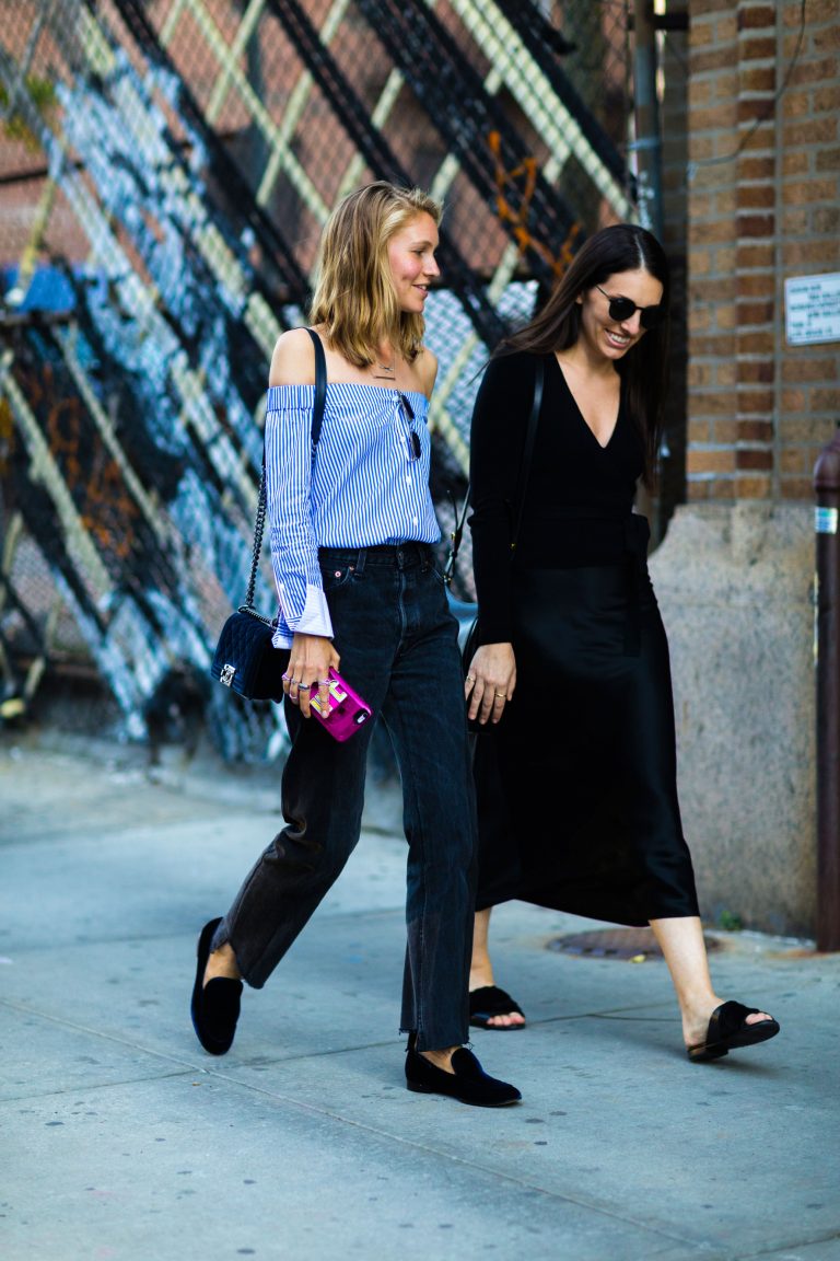 nyfw-street-style-day6-53.nocrop.w1800.h1330.2x-768x1152