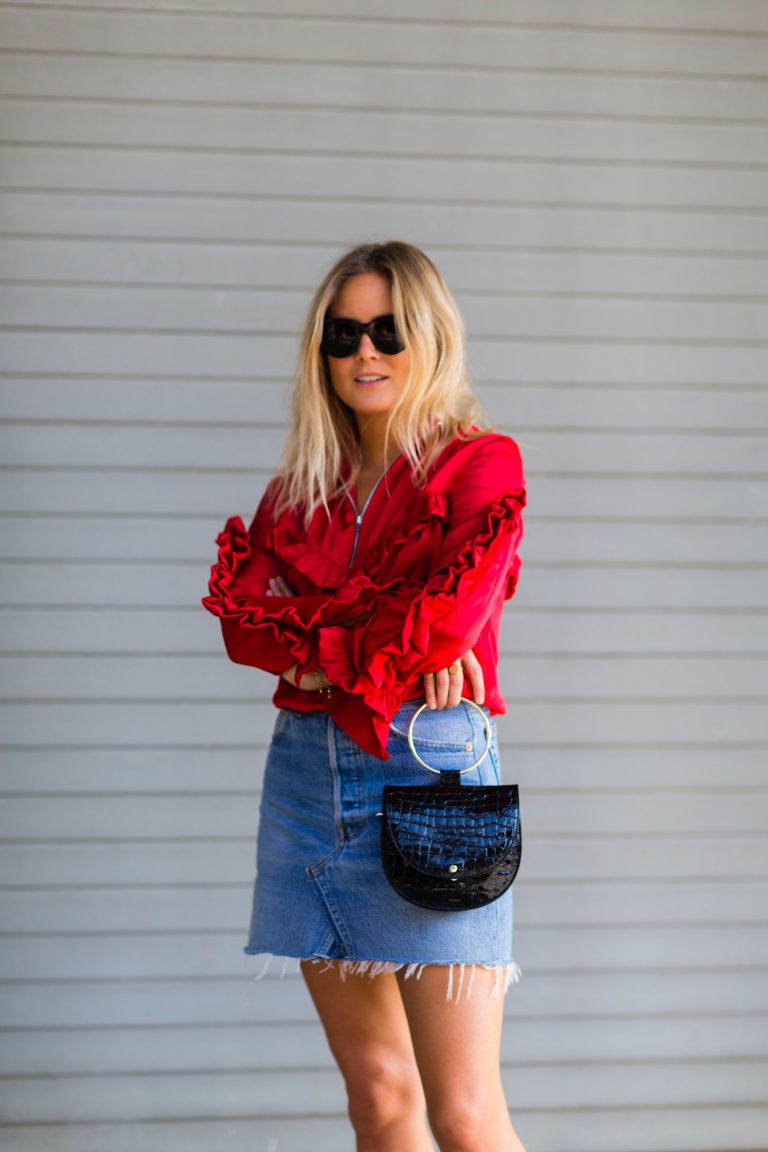 nyfw-street-style-day7-16.nocrop.w1800.h1330.2x-768x1152