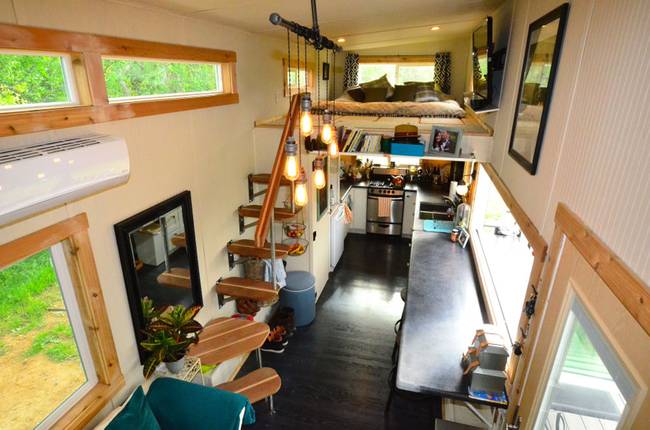tiny-house-basics-shelley-joshua-7.jpg.650x0_q70_crop-smart