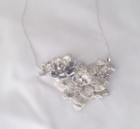 tiramin-succulent-delicate-chain