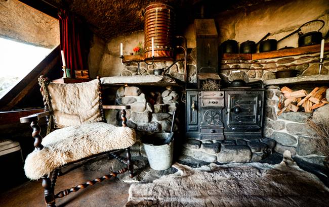 underhill-cave-home-2