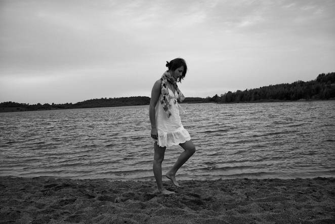 walking_on_the_beach.jpg.662x0_q70_crop-scale