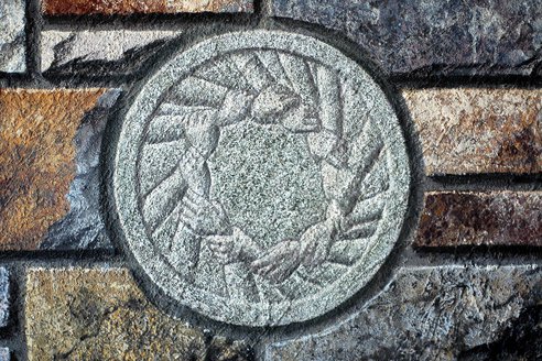20120609-community-stone-carving