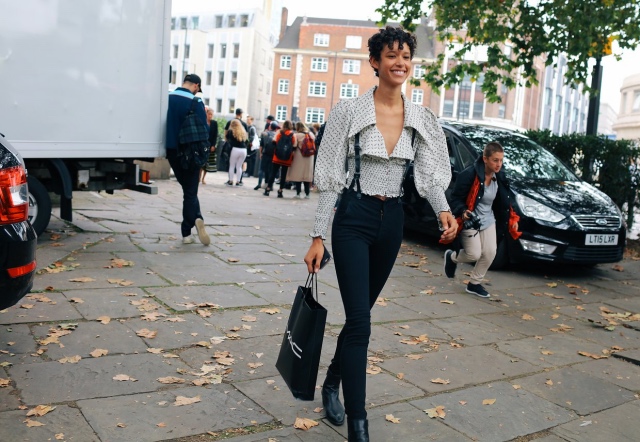 24-phil-oh-street-style-london-spring-2017-day-3