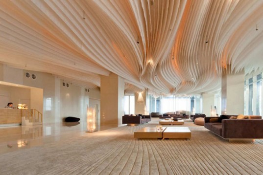 Department-Of-Architecture-Waves-Frabric-Ceiling-Hilton-Pattaya-Hotel-Thailand-1-537x358