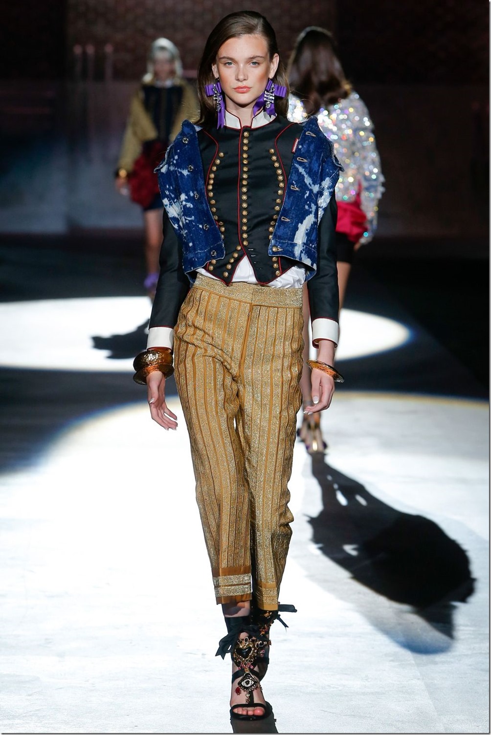 Dsquared2-Spring-Summer-2017-2_thumb