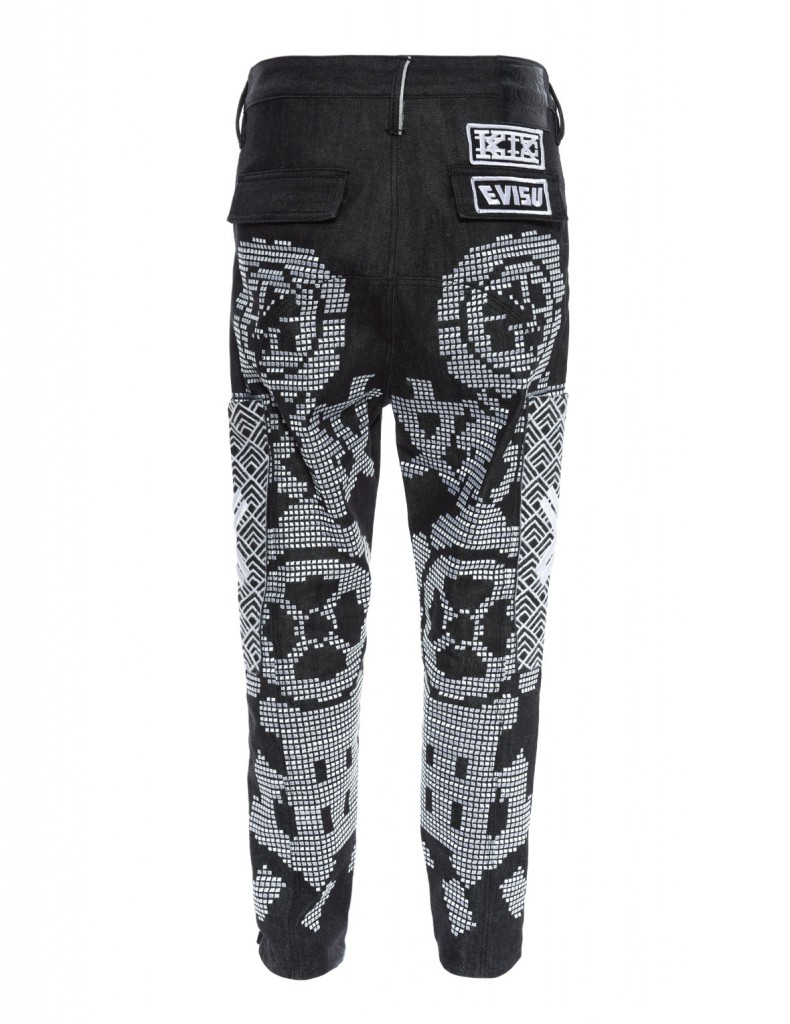 EVISU-x-KTZ-CUBE-PUFF-KAMON-JENS-HKD-3999-BACK-790x1024