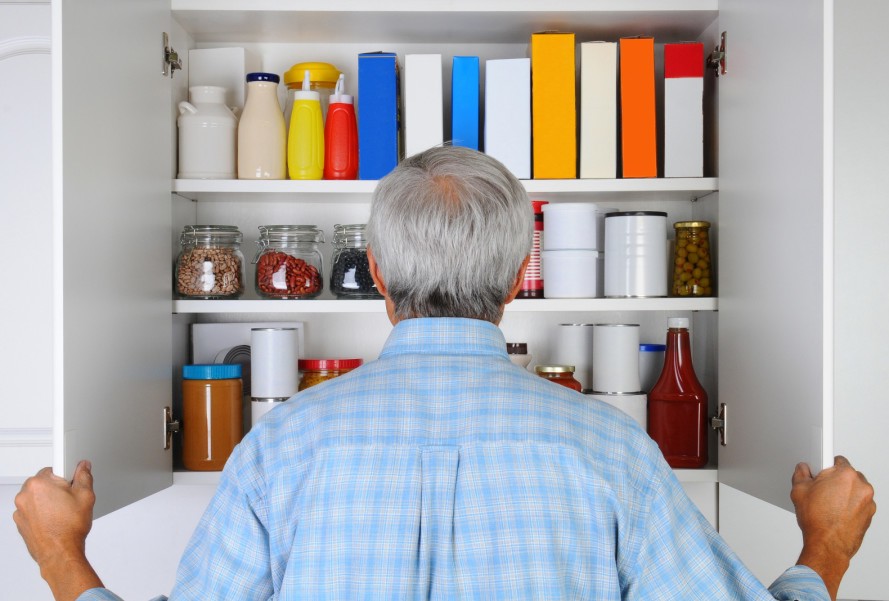 Food-Pantry-Stock-Meal-Planning-889x601