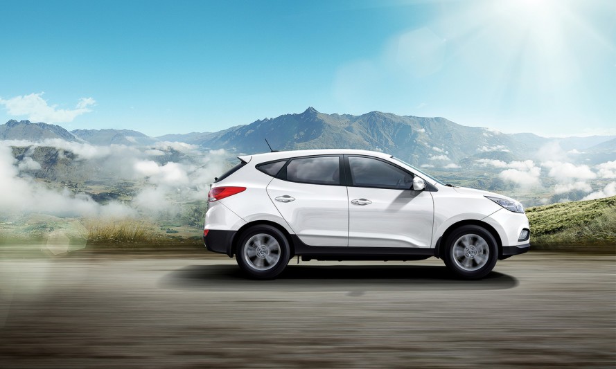 Hyundai-Hydrogen-Fuel-Cell-Car-889x533