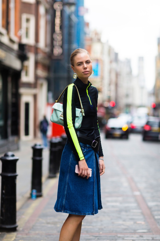 LFW-street-style-16.nocrop.w1800.h1330.2x-1