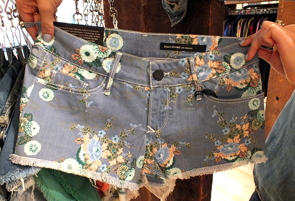 black-orchid-floral-printed-denim-tropical-3
