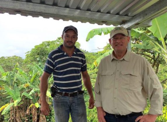 camerons-coffee-farmer-e1472226926588