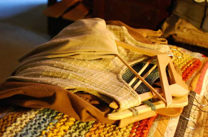 clothes_on_hangers.jpg.662x0_q70_crop-scale
