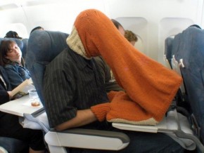 Knit the Laptop “Compubody” Sock for Privacy in Public Places – Orta Blu