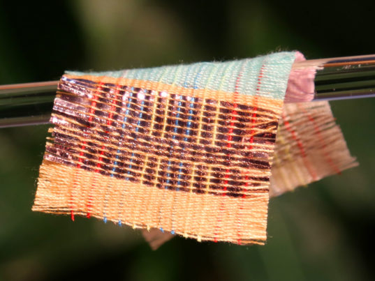 georgia-tech-hybrid-energy-fabric-2-537x403