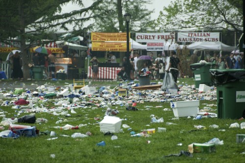 trash_far_as_the_eye_can_see3