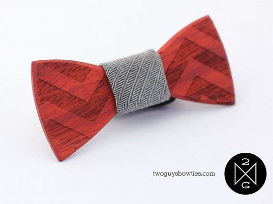 two-guys-bow-ties-1-537x402